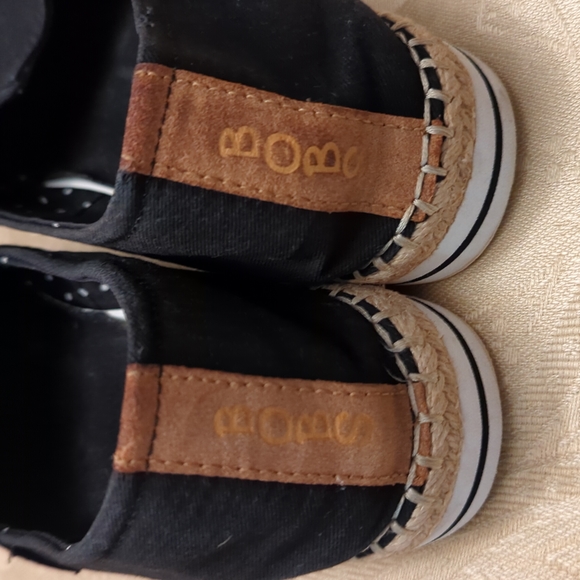 Women's 8.5 Skechers Bobs memory foam shoes - Picture 6 of 6